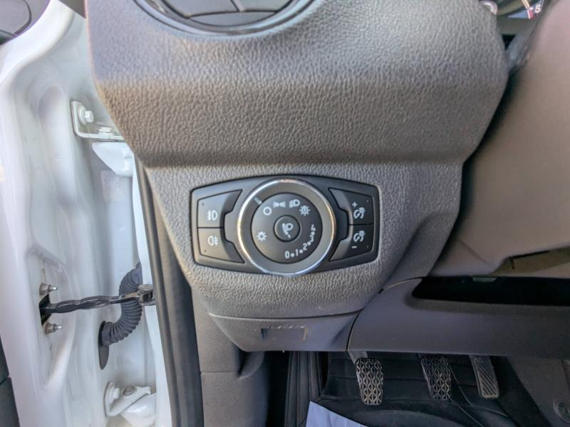 Photo 9 de l’annonce de FORD Tourneo Courier d’occasion à vendre à LA VALETTE