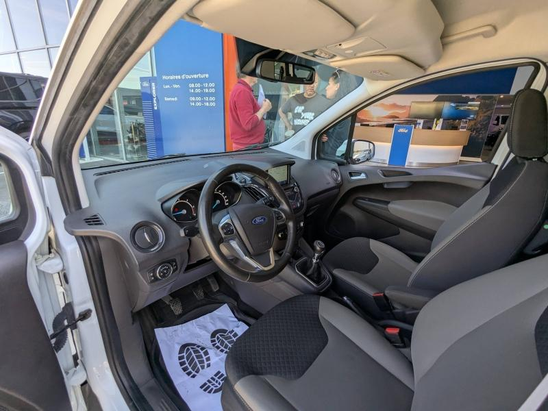 Photo 14 de l’annonce de FORD Tourneo Courier d’occasion à vendre à LA VALETTE