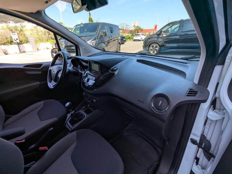 Photo 15 de l’annonce de FORD Tourneo Courier d’occasion à vendre à LA VALETTE