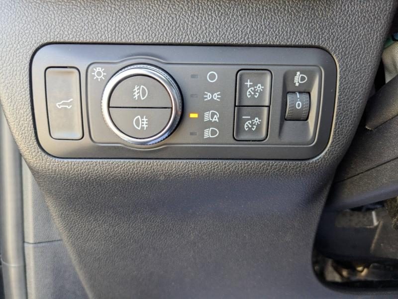 Photo 10 de l’annonce de FORD Kuga d’occasion à vendre à LA VALETTE