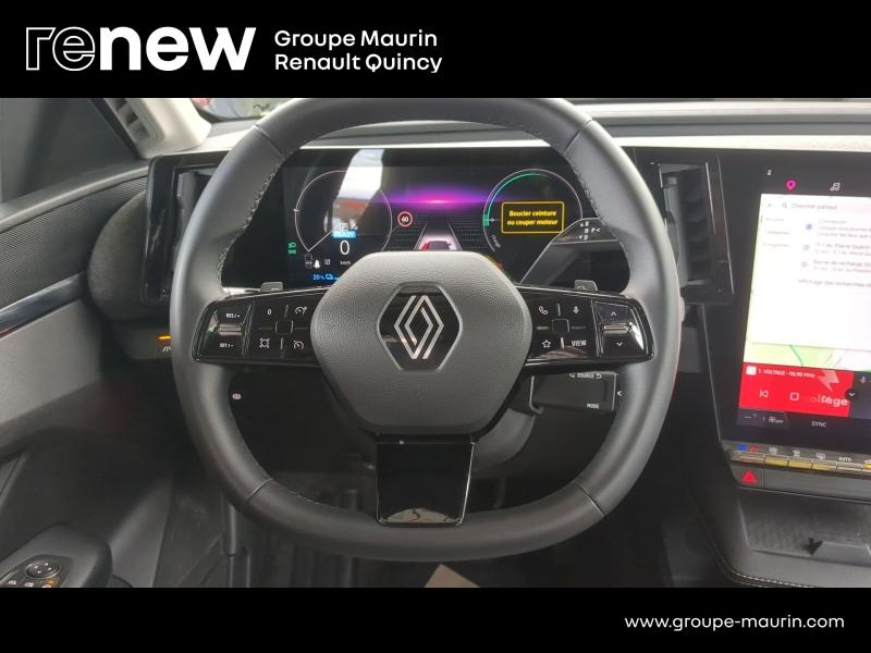 Photo 6 de l’annonce de RENAULT Megane d’occasion à vendre à QUINCY-SOUS-SÉNART