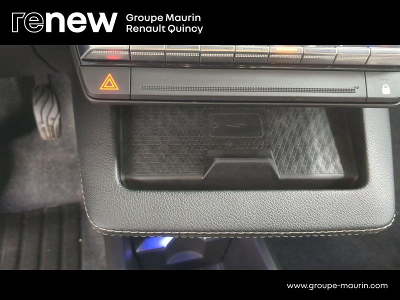 Photo 18 de l’annonce de RENAULT Megane d’occasion à vendre à QUINCY-SOUS-SÉNART