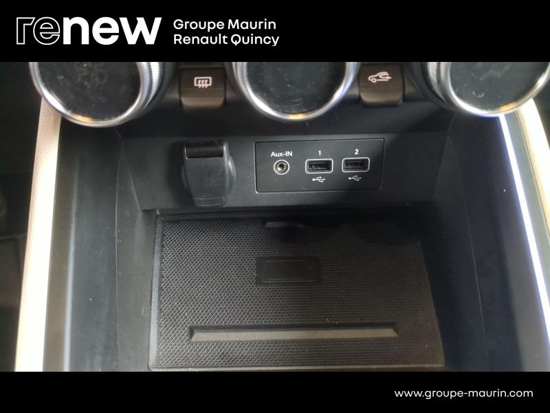 Photo 14 de l’annonce de RENAULT Clio d’occasion à vendre à QUINCY-SOUS-SÉNART