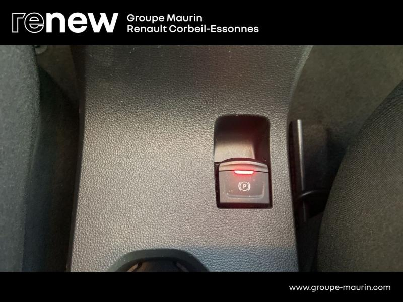 Photo 17 de l’annonce de DACIA Sandero d’occasion à vendre à CORBEIL-ESSONNES