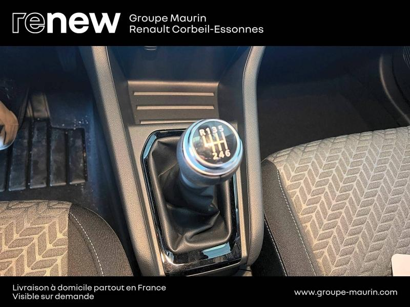 Photo 17 de l’annonce de RENAULT Clio d’occasion à vendre à CORBEIL-ESSONNES