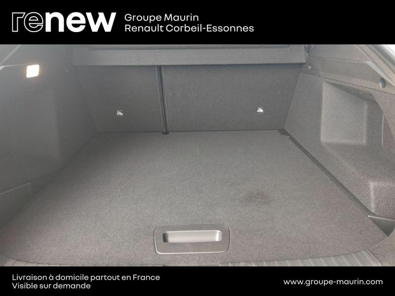 Photo 14 de l’annonce de RENAULT Arkana d’occasion à vendre à CORBEIL-ESSONNES