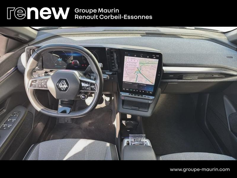 Photo 12 de l’annonce de RENAULT Megane d’occasion à vendre à CORBEIL-ESSONNES