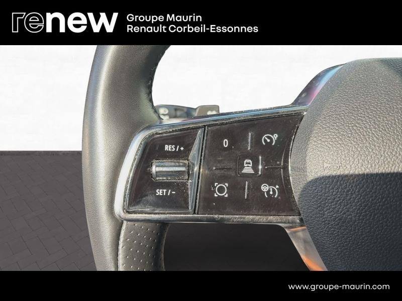 Photo 19 de l’annonce de RENAULT Megane d’occasion à vendre à CORBEIL-ESSONNES