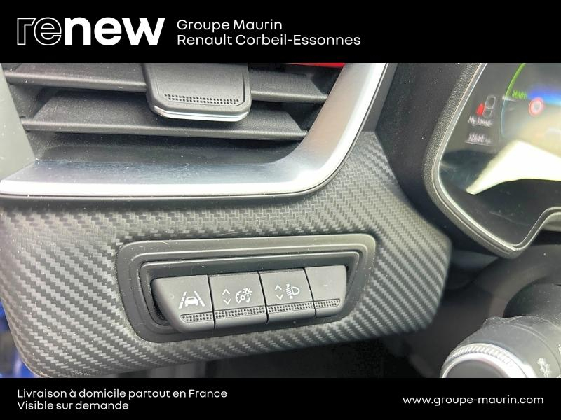 Photo 16 de l’annonce de RENAULT Clio d’occasion à vendre à CORBEIL-ESSONNES