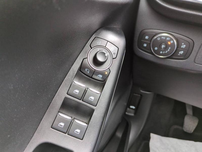 Photo 14 de l’annonce de FORD Puma d’occasion à vendre à NÎMES