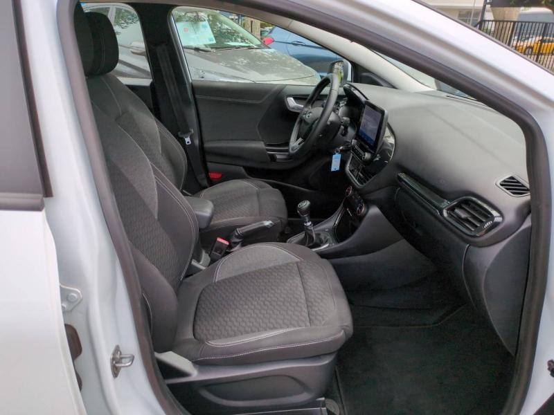 Photo 17 de l’annonce de FORD Puma d’occasion à vendre à NÎMES