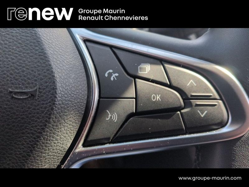 Photo 18 de l’annonce de RENAULT Captur d’occasion à vendre à CHENNEVIÈRES-SUR-MARNE