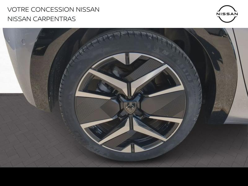 Photo 9 de l’annonce de PEUGEOT 208 d’occasion à vendre à BOLLÈNE