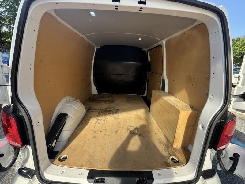Photo 10 de l’annonce de VOLKSWAGEN Transporter Fg VUL d’occasion à vendre à GRENOBLE