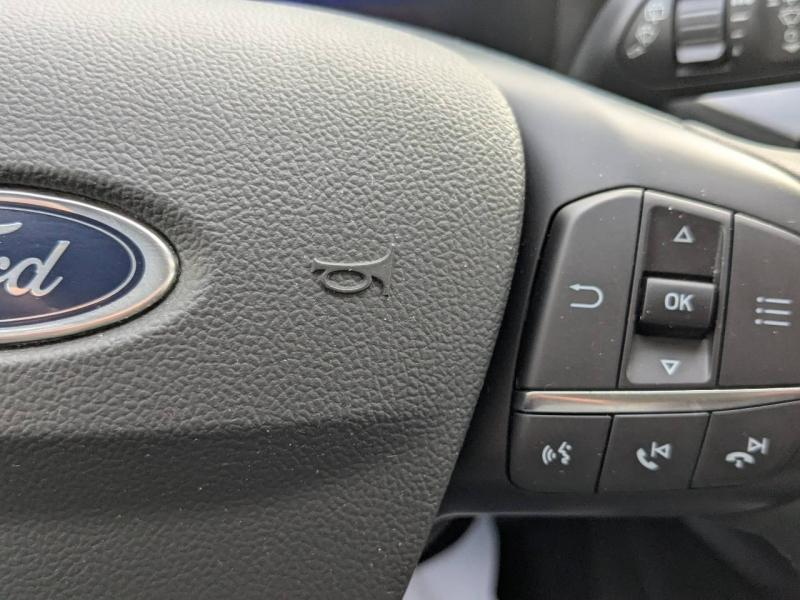 Photo 19 de l’annonce de FORD Kuga d’occasion à vendre à AIX-EN-PROVENCE