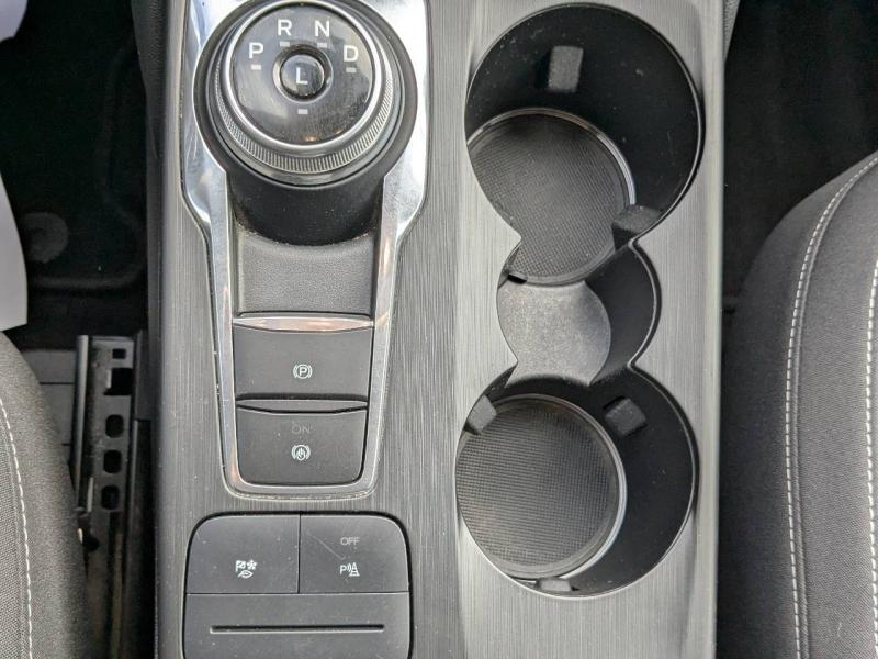 Photo 20 de l’annonce de FORD Kuga d’occasion à vendre à AIX-EN-PROVENCE