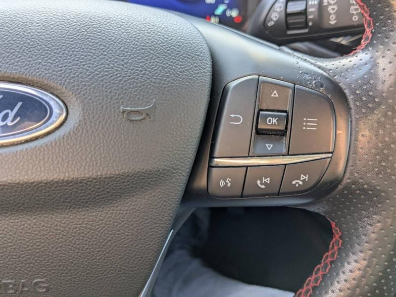 Photo 20 de l’annonce de FORD Kuga d’occasion à vendre à AIX-EN-PROVENCE