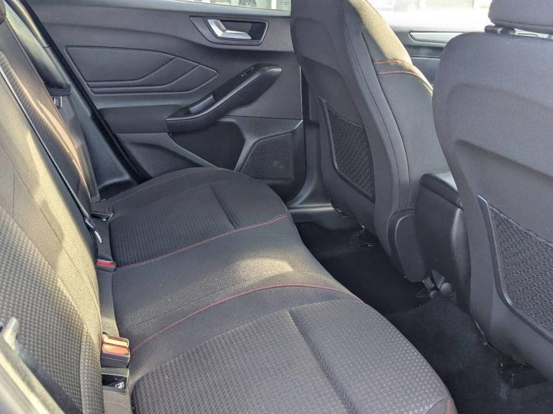 Photo 8 de l’annonce de FORD Focus d’occasion à vendre à AIX-EN-PROVENCE