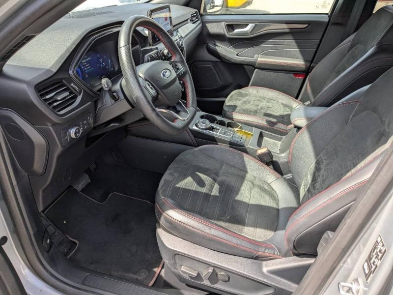Photo 8 de l’annonce de FORD Kuga d’occasion à vendre à VITROLLES