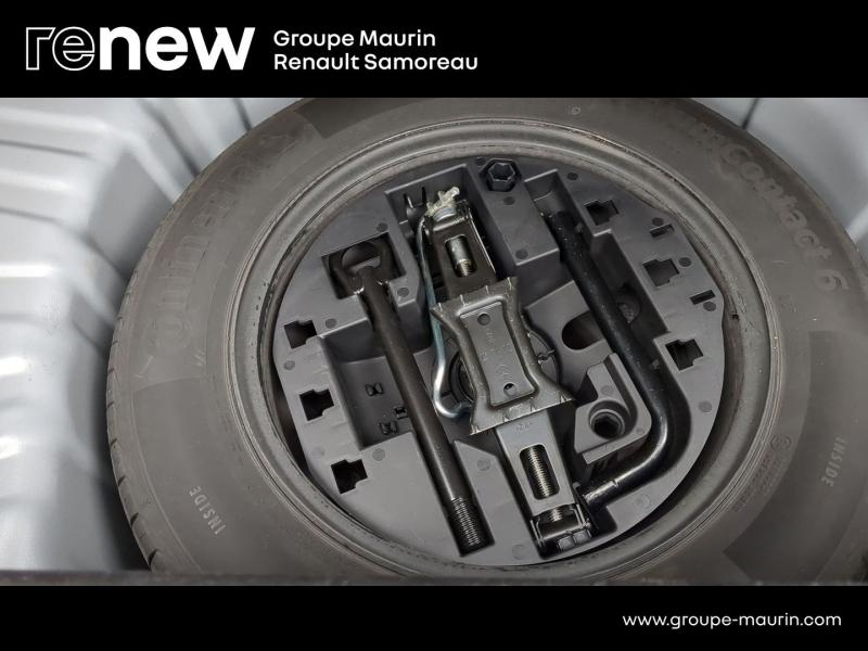 Photo 10 de l’annonce de RENAULT Clio d’occasion à vendre à SAMOREAU