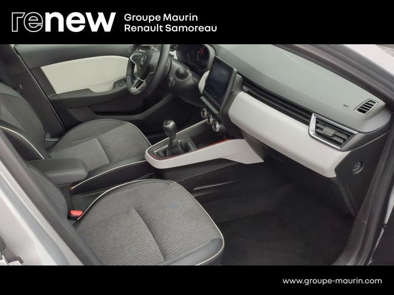 Photo 16 de l’annonce de RENAULT Clio d’occasion à vendre à SAMOREAU