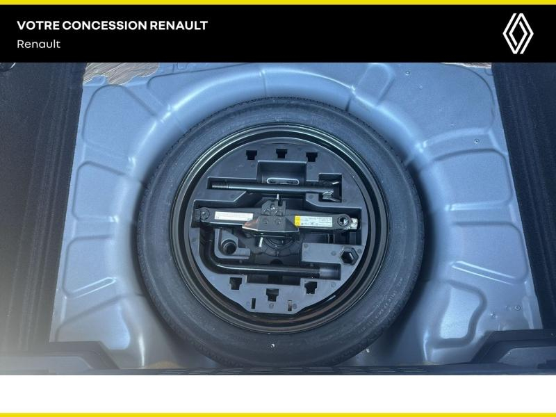 Photo 10 de l’annonce de RENAULT Clio d’occasion à vendre à SAINT PIERRE LES NEMOURS