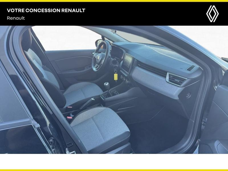 Photo 12 de l’annonce de RENAULT Clio d’occasion à vendre à SAINT PIERRE LES NEMOURS