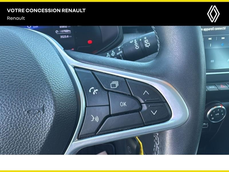 Photo 19 de l’annonce de RENAULT Clio d’occasion à vendre à SAINT PIERRE LES NEMOURS