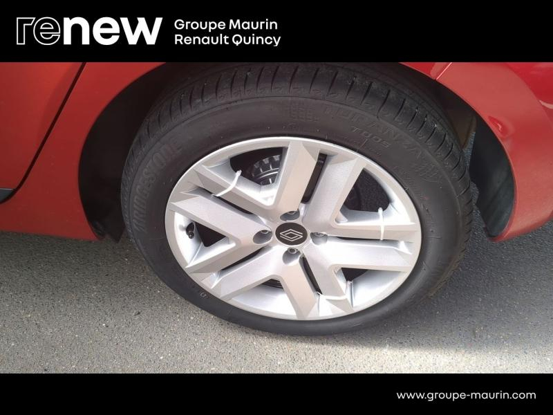 Photo 7 de l’annonce de RENAULT Clio d’occasion à vendre à QUINCY-SOUS-SÉNART