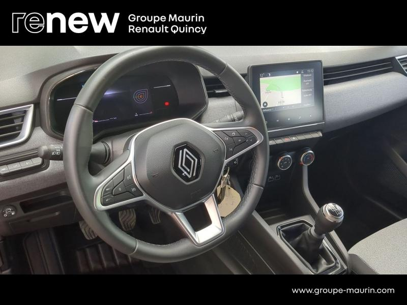 Photo 13 de l’annonce de RENAULT Clio d’occasion à vendre à QUINCY-SOUS-SÉNART