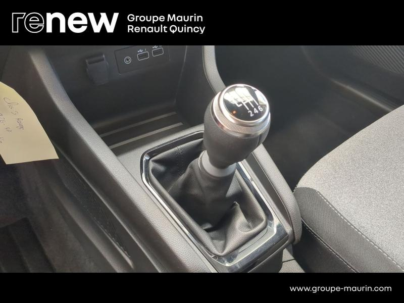 Photo 19 de l’annonce de RENAULT Clio d’occasion à vendre à QUINCY-SOUS-SÉNART