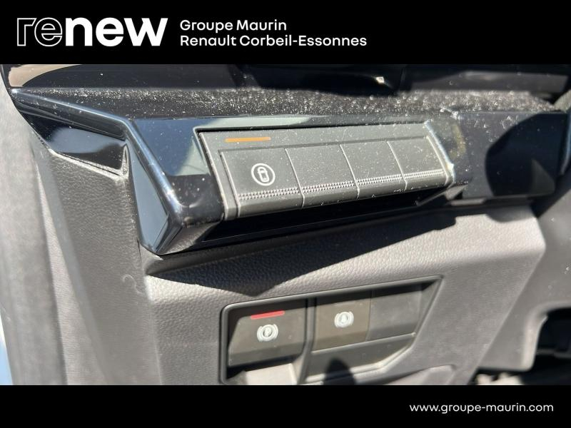 Photo 18 de l’annonce de RENAULT Austral d’occasion à vendre à CORBEIL-ESSONNES