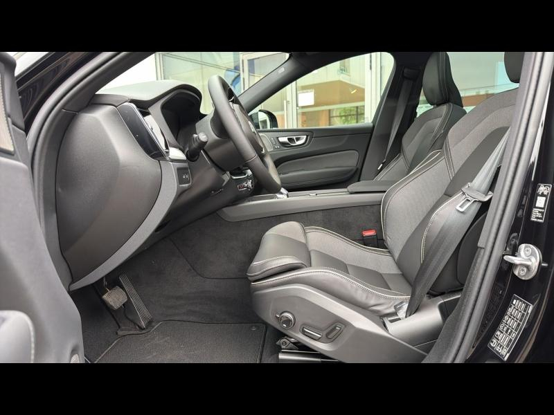 Photo 13 de l’annonce de VOLVO XC60 d’occasion à vendre à AIX-EN-PROVENCE