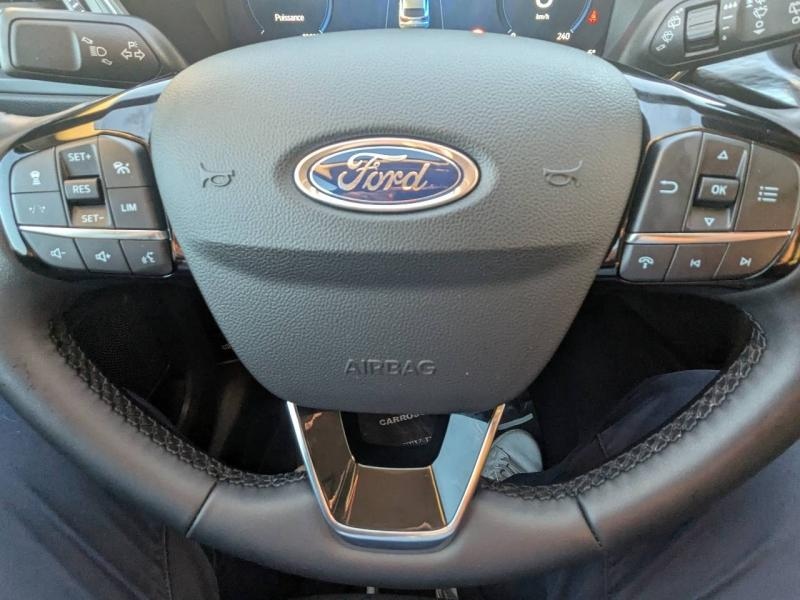 Photo 14 de l’annonce de FORD Kuga d’occasion à vendre à FRÉJUS