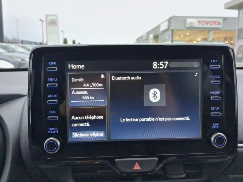 Photo 6 de l’annonce de TOYOTA Yaris d’occasion à vendre à MONTFAVET