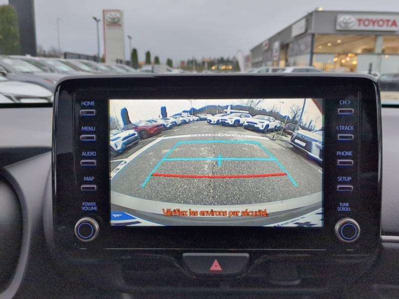 Photo 15 de l’annonce de TOYOTA Yaris d’occasion à vendre à MONTFAVET