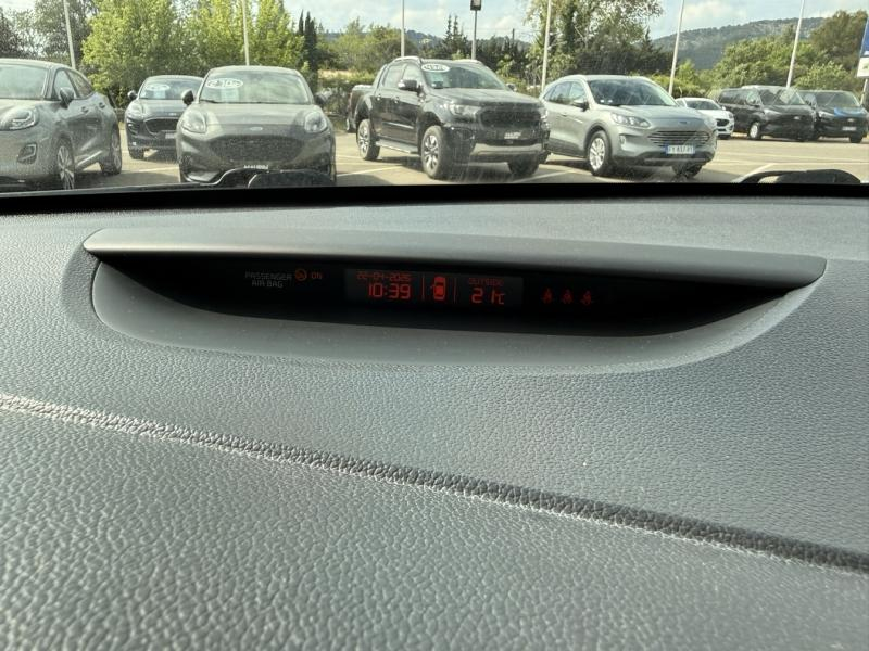 Photo 12 de l’annonce de KIA Cee'd d’occasion à vendre à AUBAGNE