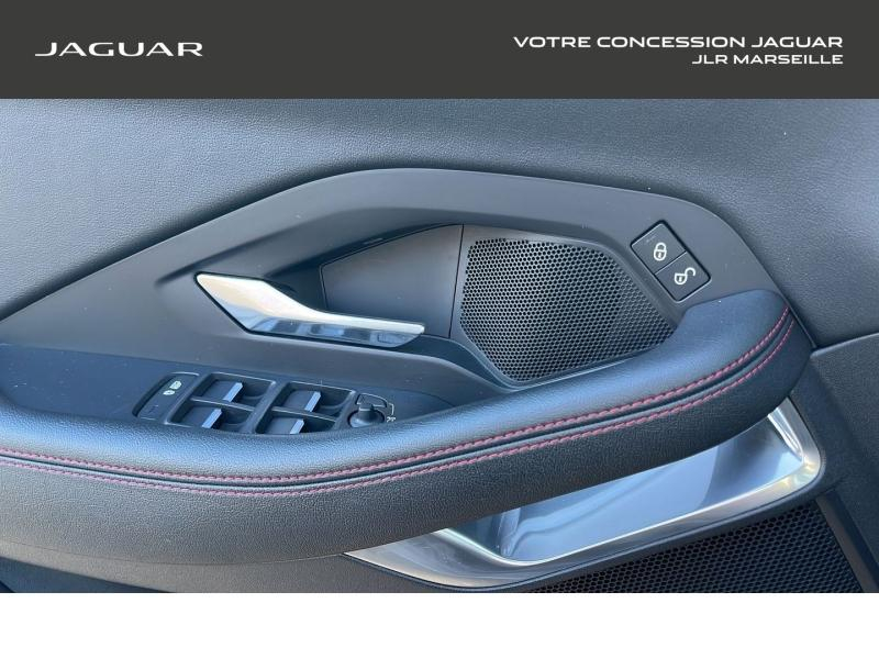 Photo 19 de l’annonce de JAGUAR E-Pace d’occasion à vendre à MARSEILLE