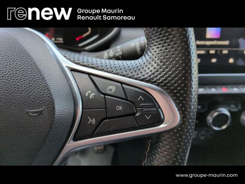 Photo 15 de l’annonce de RENAULT Clio d’occasion à vendre à SAMOREAU