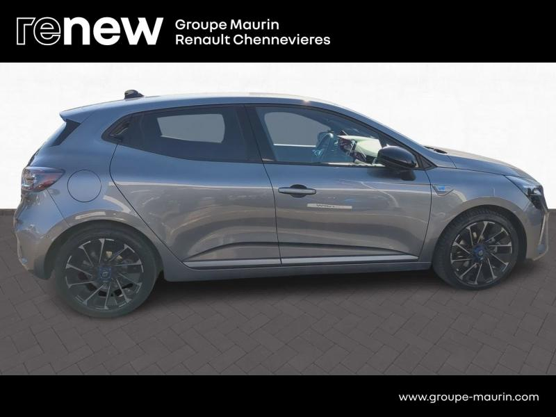 Photo 4 de l’annonce de RENAULT Clio d’occasion à vendre à CHENNEVIÈRES-SUR-MARNE