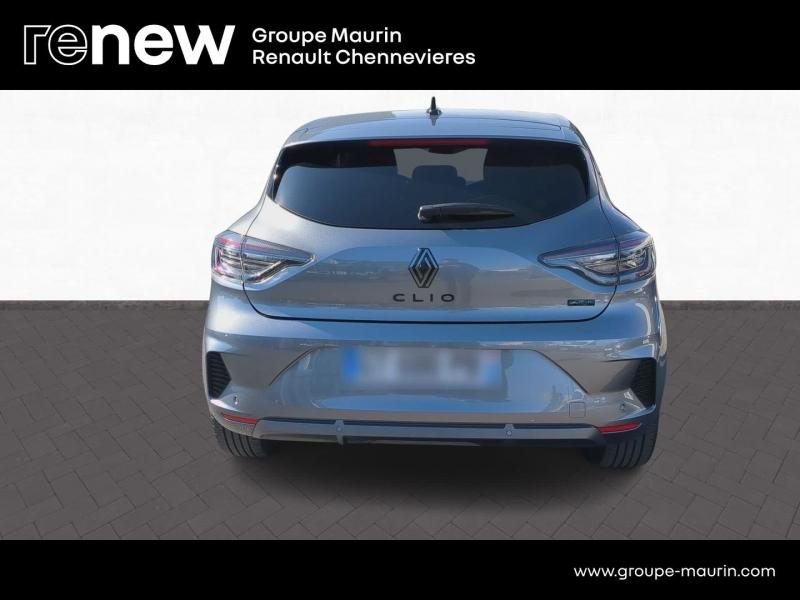 Photo 6 de l’annonce de RENAULT Clio d’occasion à vendre à CHENNEVIÈRES-SUR-MARNE