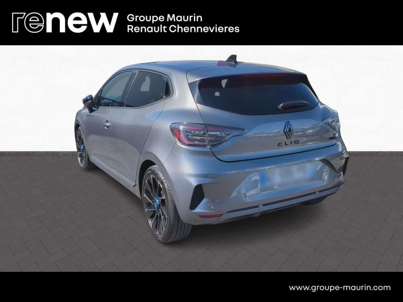 Photo 7 de l’annonce de RENAULT Clio d’occasion à vendre à CHENNEVIÈRES-SUR-MARNE