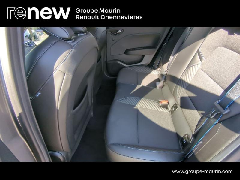 Photo 10 de l’annonce de RENAULT Clio d’occasion à vendre à CHENNEVIÈRES-SUR-MARNE
