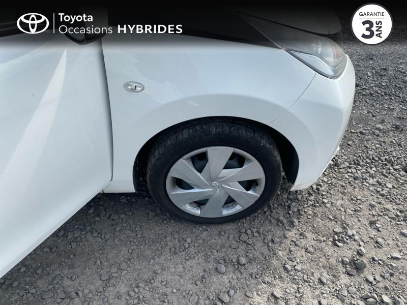 Photo 16 de l’annonce de TOYOTA Aygo d’occasion à vendre à AUBIÈRE