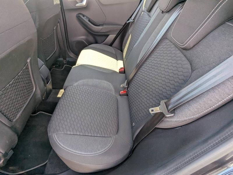 Photo 10 de l’annonce de FORD Puma d’occasion à vendre à FRÉJUS