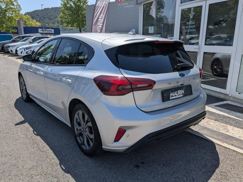 Photo 6 de l’annonce de FORD Focus d’occasion à vendre à DRAGUIGNAN