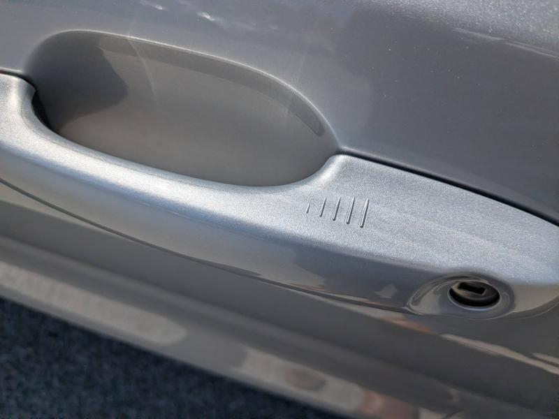 Photo 8 de l’annonce de FORD Focus d’occasion à vendre à DRAGUIGNAN