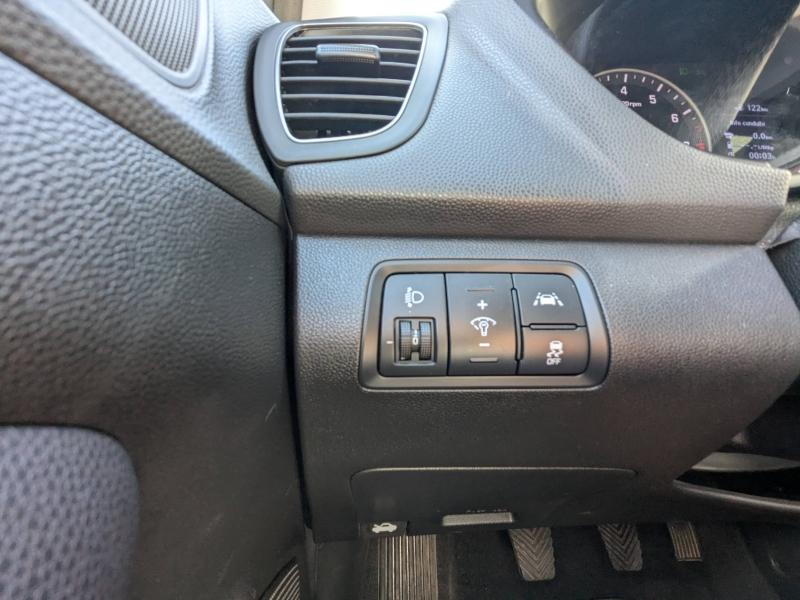 Photo 17 de l’annonce de HYUNDAI i20 d’occasion à vendre à DRAGUIGNAN