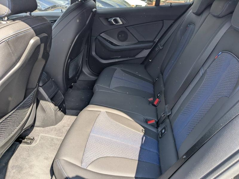 Photo 10 de l’annonce de BMW Série 1 d’occasion à vendre à AVIGNON