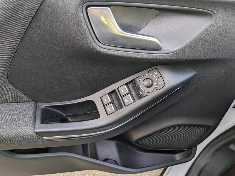 Photo 19 de l’annonce de FORD Puma d’occasion à vendre à MARSEILLE